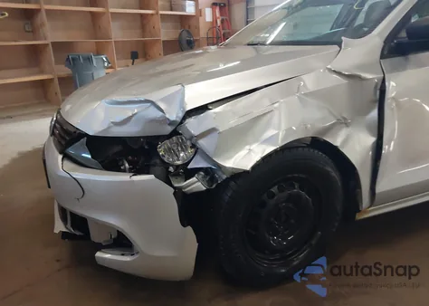 2014 Volkswagen Jetta 2.0L S z USA, uszkodzony, nr VIN 3VW2K7AJ6EM366730